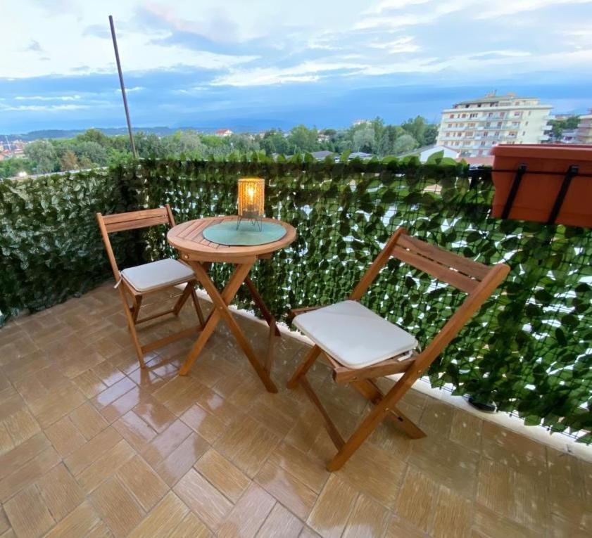 Casa Viola A 900 Mt Dalla Staz. Centrale Pescara Exterior foto